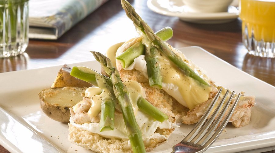 Red Coach Inn dining